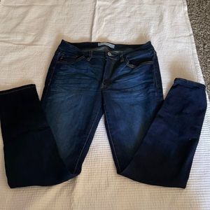 Kancan mid-rise non-distressed skinny jeans